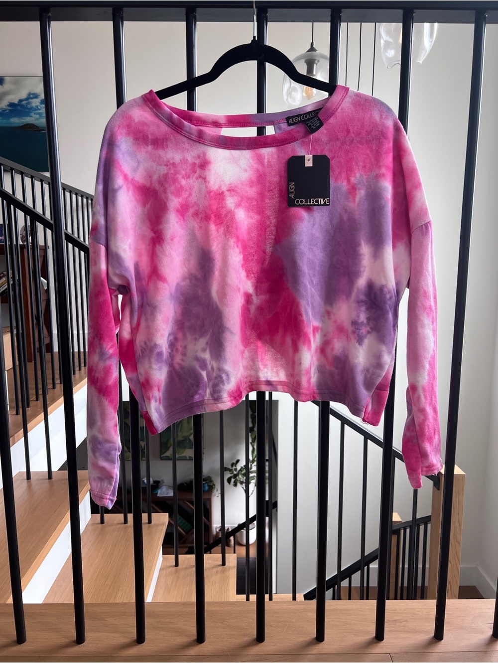 Women's Pink & Purple Tie-Dye Cropped Sweatshirt